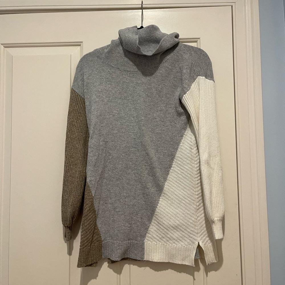 Super cute sweater
